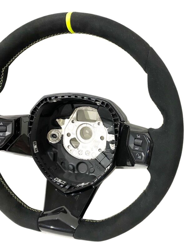 Lamborghini Aventador SVJ / Suede Steering Wheel / Color: Yellow - Image 3