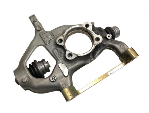 Lamborghini Huracan Spyder Evo / Left-Hand (LH) Hub Carrier / Suspension / Part No.: 4T0407245D - Image 3