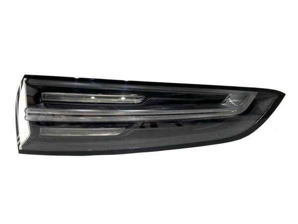 Porsche Cayenne / Tail Light (Rear RH) / Part Number: 9Y0945096B / Color: White