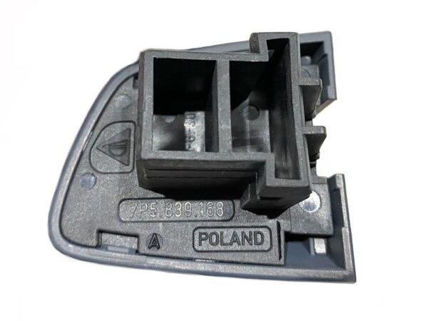 Porsche Cayenne / Right Door Handle / Part Number: 7P5837210 - Image 4