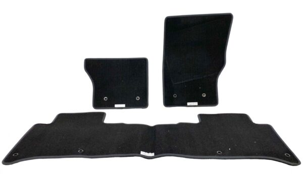 Range Rover Sport 2013 / Floor Mats / Color: Black - Image 4