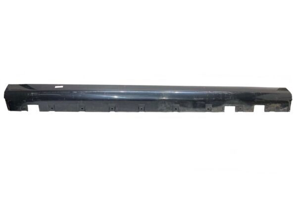 Rolls-Royce Phantom / Side Skirt Rocker Panel RH / Part No.: 51717040032