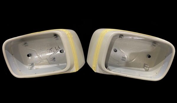 Rolls-Royce Phantom / Mirror Cover Cap / Part Numbers: 7067211, 7067214 / Color: Pearl