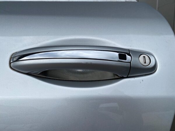 Bentley Continental GT / GTC / Left Door / Part Numbers: 3W8831513A, 3W8831209D - Image 5