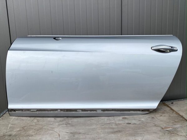 Bentley Continental GT / GTC / Left Door / Part Numbers: 3W8831513A, 3W8831209D