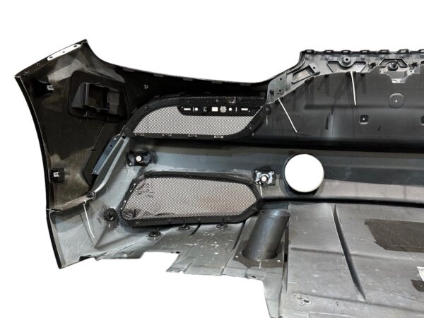 Maserati MC20 / Rear Bumper / Part Numbers: 670222938, 670222968 - Image 7