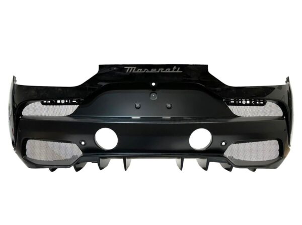 Maserati MC20 / Rear Bumper / Part Numbers: 670222938, 670222968