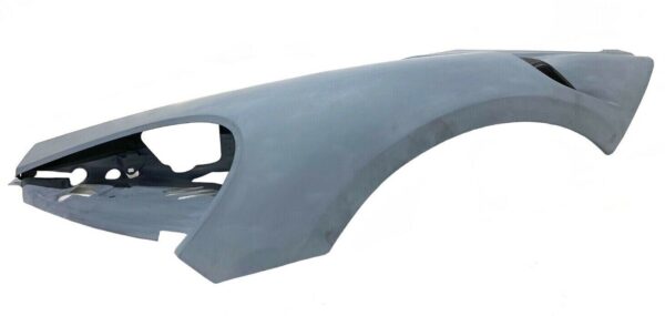 McLaren 620R / 570S / 600LT / Carbon Front Left Fender / Part Number: 13AA714MP