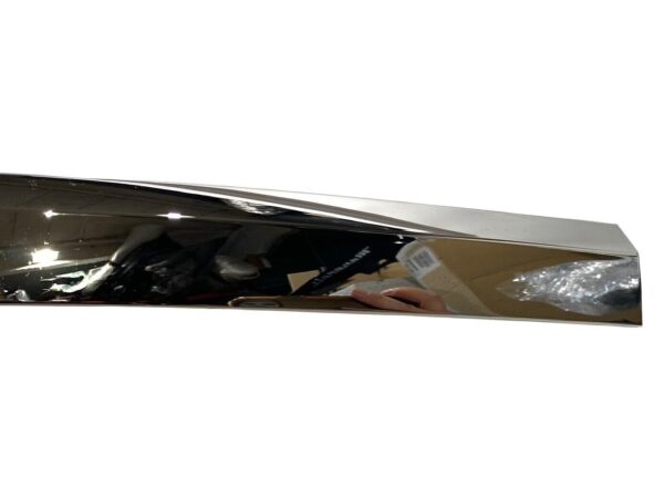 Bentley Bentayga / Bumper Trim Strip Molding LH (Left Hand) / Part Nr.: 36A807723 - Image 4