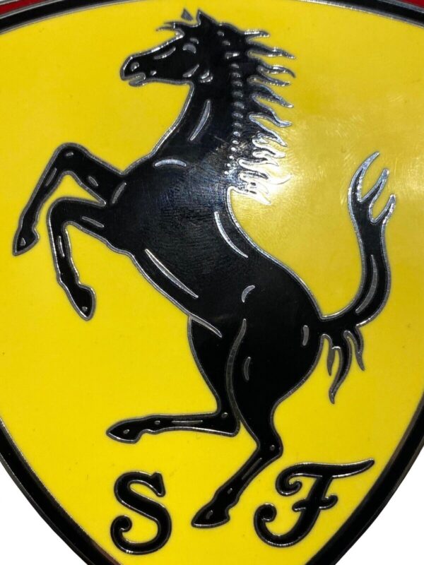 Ferrari 812 Superfast / Fender Emblem / Part Number: 88077400 - Image 3