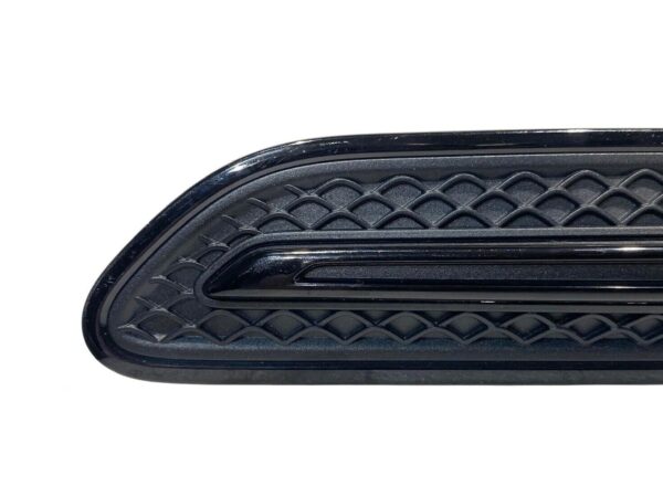 Mercedes AMG GT 53 63 / Fender Cover Grill RH (Right Hand) / Part Nr.: A2908803201, A2908857801 - Image 3