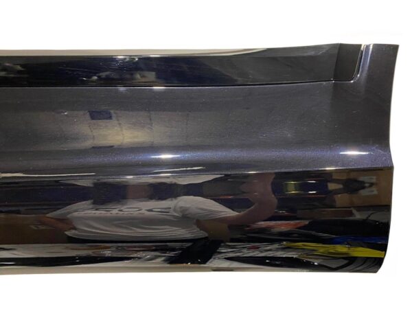 Bentley Bentayga / Left Door Panel Side Skirt / Part Nr.: 36A853253A, 36A853073 - Image 4