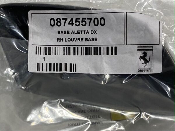 Ferrari GTC4 Lusso T / Air Vent Louvre Base / Right Hand (RH) / Part Number: 87455700 - Image 5