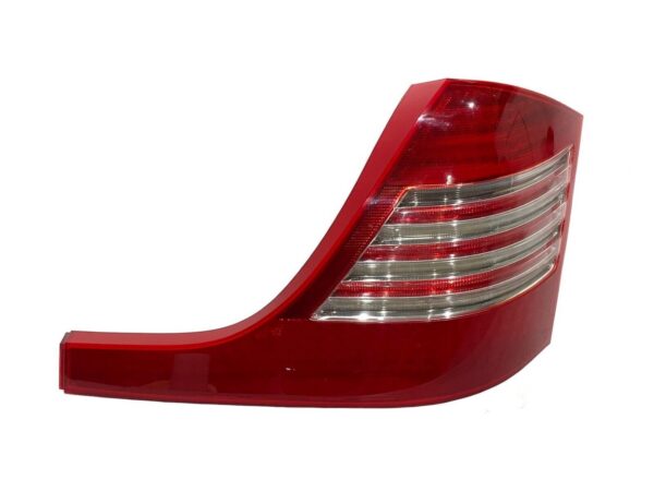 MAYBACH Rucklicht heckleuchte rechts rear right tail light A2408201864 354161919293