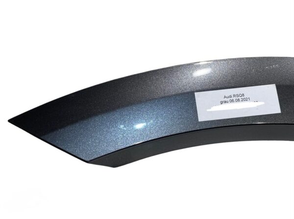 Audi Q8 / Fender Right Cover / Part Nr.: 4M8854820C / SILVER - Image 3