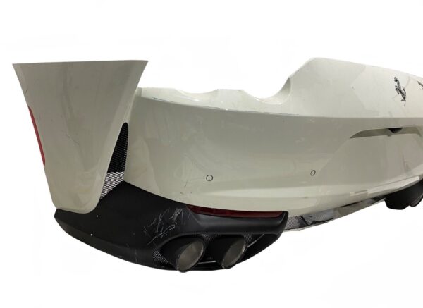 FERRARI 812 SUPERFAST hinten stosstange rear bumper 89335300 WHITE 353694997375 2