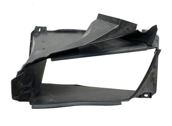 Maserati / Left Side Air Duct Vent / Part No.: 670215624 - Image 4