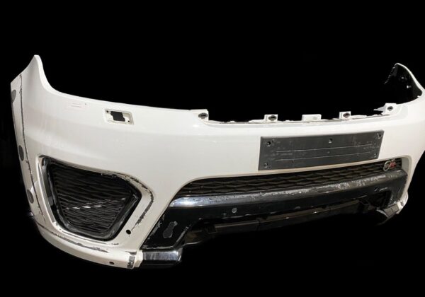 RANGE ROVER SVR vorne Stosstange front bumper WEIs WHITE 353991700895 2