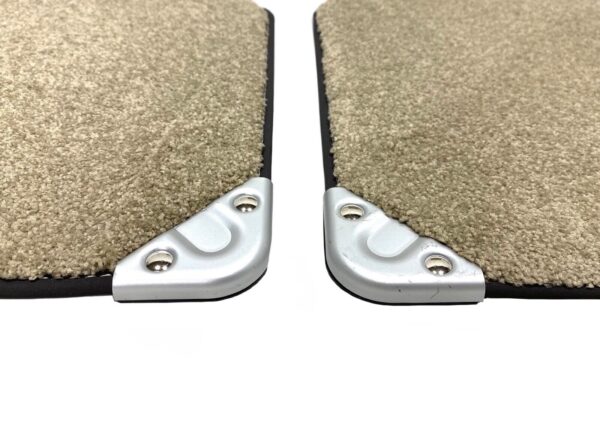 Range Rover Vogue 2014 / Floor Mats / Color: Beige - Image 5