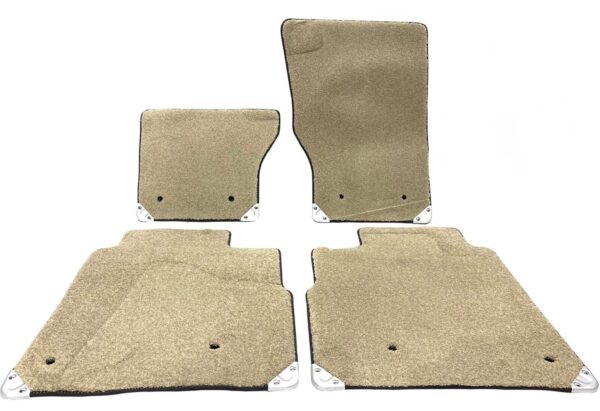 Range Rover Vogue 2014 / Floor Mats / Color: Beige