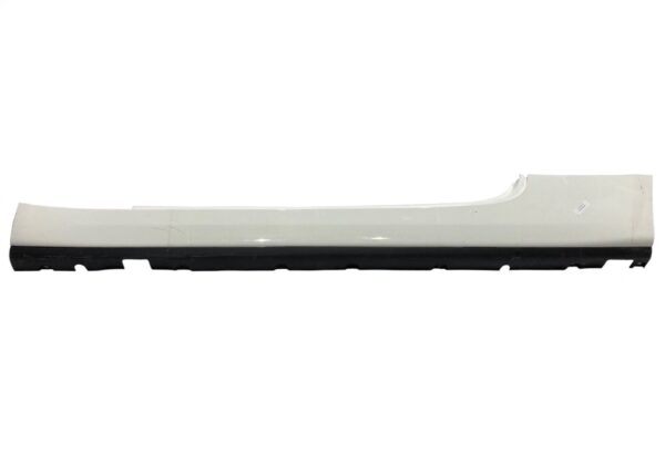 Rolls-Royce Dawn / Right Hand (RH) Side Skirt Rocker Panel / Part Number: 51777371324