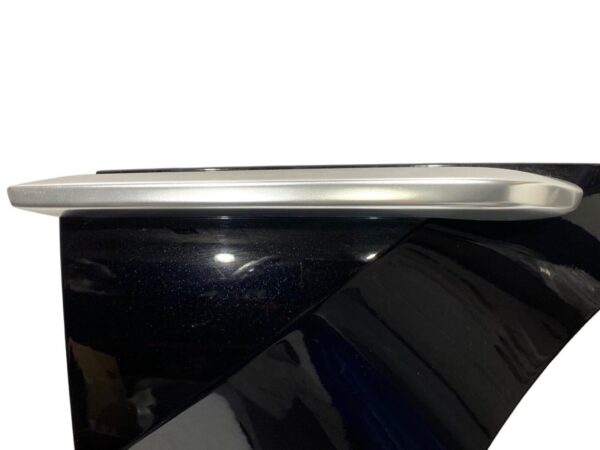 Aston Martin DBX / Fender Cover / Part Number: MY83-280B83-A - Image 3