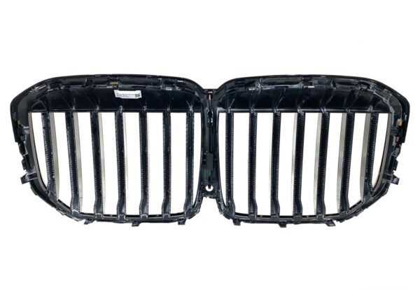 BMW X7 2020 / Front Grill / Color: Black / Part No.: 51138745732 - Image 4