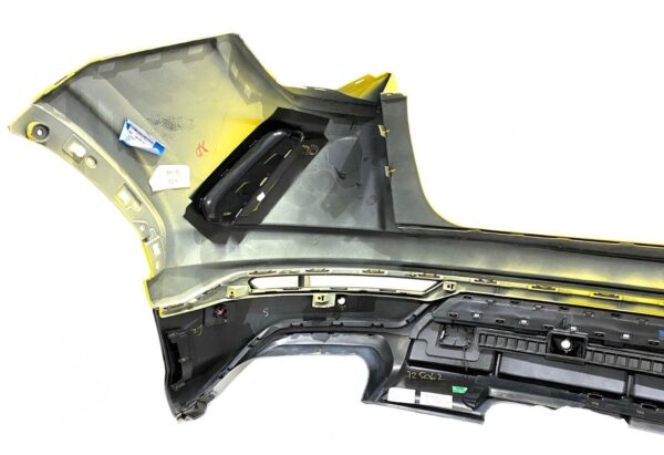 LAMBORGHINI URUS hintere Stosstange rear bumper GELB YELLOW 353391864476 5