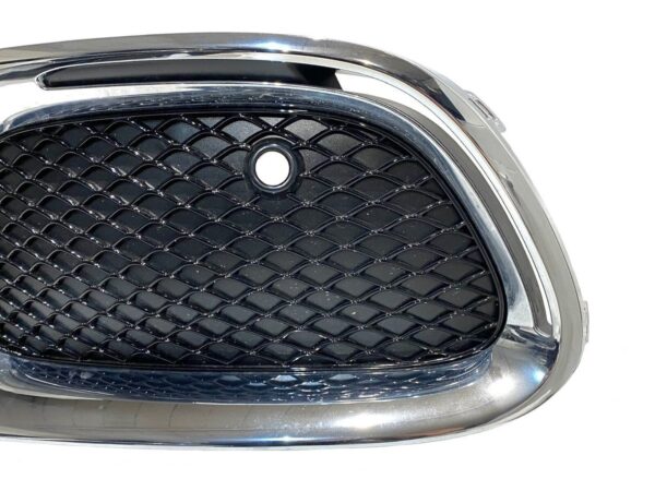 MERCEDES BENZ S MAYBACH links seiten grille left side grill nr A2238858202 354666622136 3