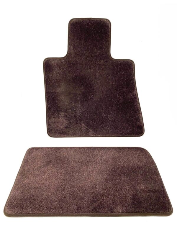 Rolls-Royce Cullinan RR31 / Original Floor Mats / Color: Brown - Image 3