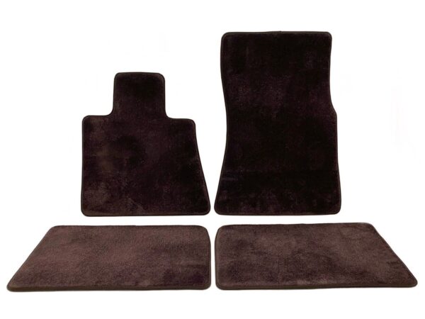 Rolls-Royce Cullinan RR31 / Original Floor Mats / Color: Brown