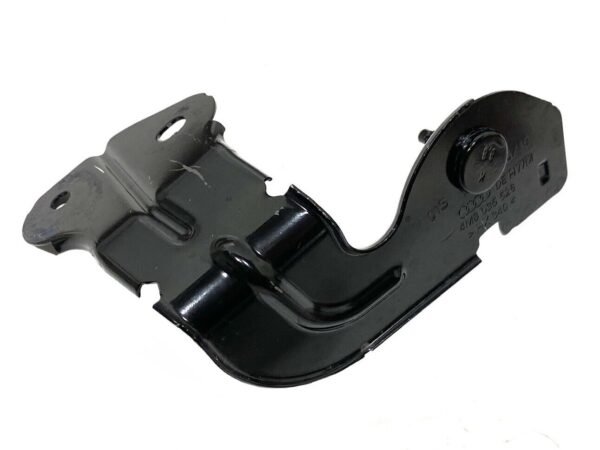 Audi Q8 / Right Antenna Holder Bracket / Part No.: 4M8035526 - Image 3