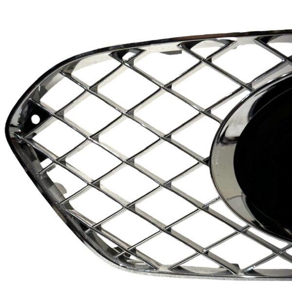 Bentley Bentayga / Left Hand (LH) Side Grill / Part Numbers: 36A807893, 36A807681 - Image 3