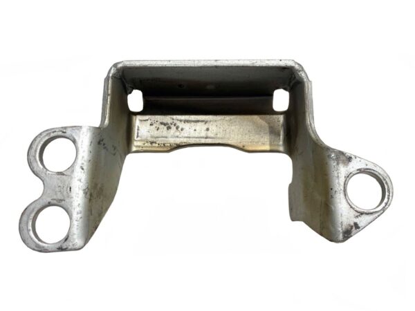 Ferrari 458 Italia / Flexible Engine Mounting Bush Bracket / Right Hand (RH) / Part Number: 263593 - Image 4