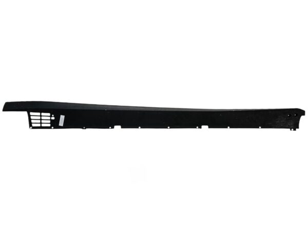 Lamborghini Aventador S / Side Skirt Trim / Right Hand (RH) / Part Number: 470853752