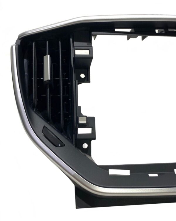 Maserati Ghibli / Central Dashboard Trim Console / Part Number: 6700190600 - Image 3