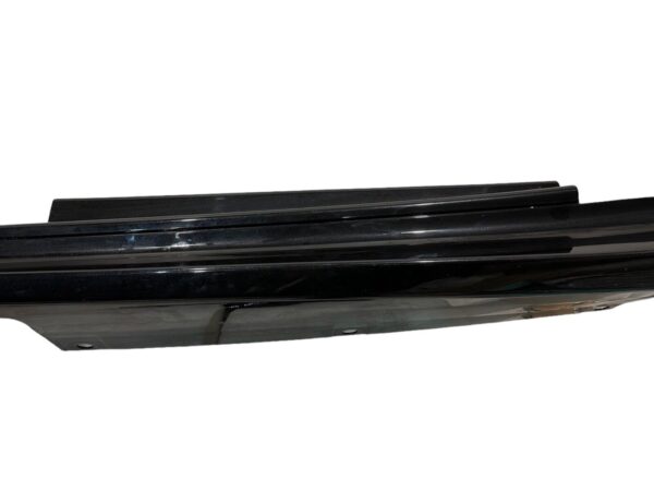 Ferrari F12 Berlinetta / Side Skirt Trim / Left Side (LH) / Part Numbers: 84306400, 84306310 - Image 5