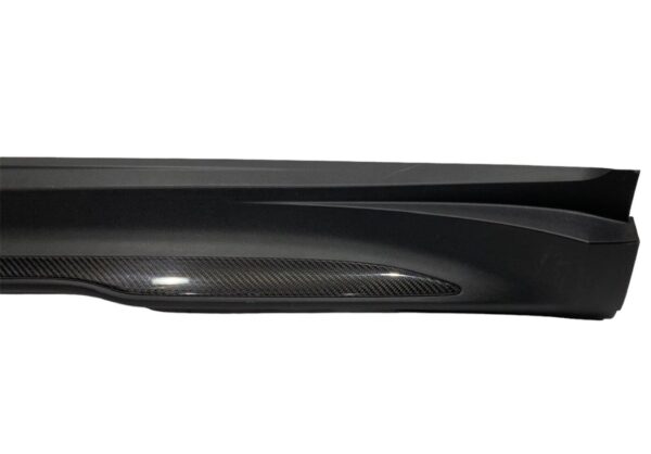 Porsche Taycan Turbo S Carbon / Side Skirt Trim / Left Hand (LH) / Part Number: 9J1854883H - Image 4