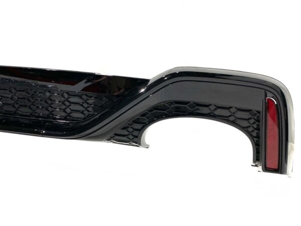 Audi RS7 / Rear Diffuser / Part No.: 4K8807514 - Image 4