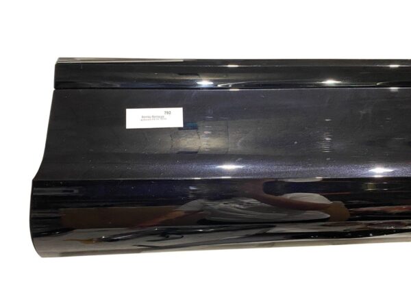 BENTLEY BENTAYGA Turverkleidung RH door panel side skirt 36A853072 36A853102A 354920144009 2