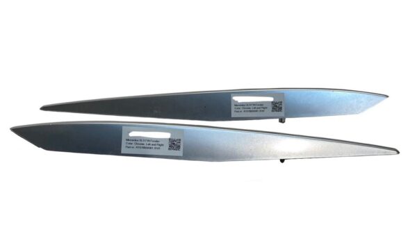 Mercedes SLS / Fender Fin Set (Left and Right) / Part Numbers: A1976900081, A1976900181 - Image 3