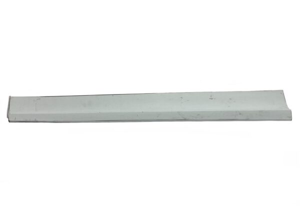 Porsche Cayenne / Front Left Hand (LH) Door Panel Side Molding Trim / Part Number: 9Y0837095