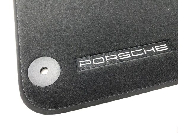 Porsche Macan RHD / Original Floor Mats / Color: Black - Image 5