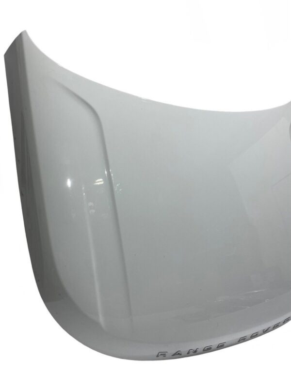 Range Rover Vogue / Front Bonnet / White - Image 4