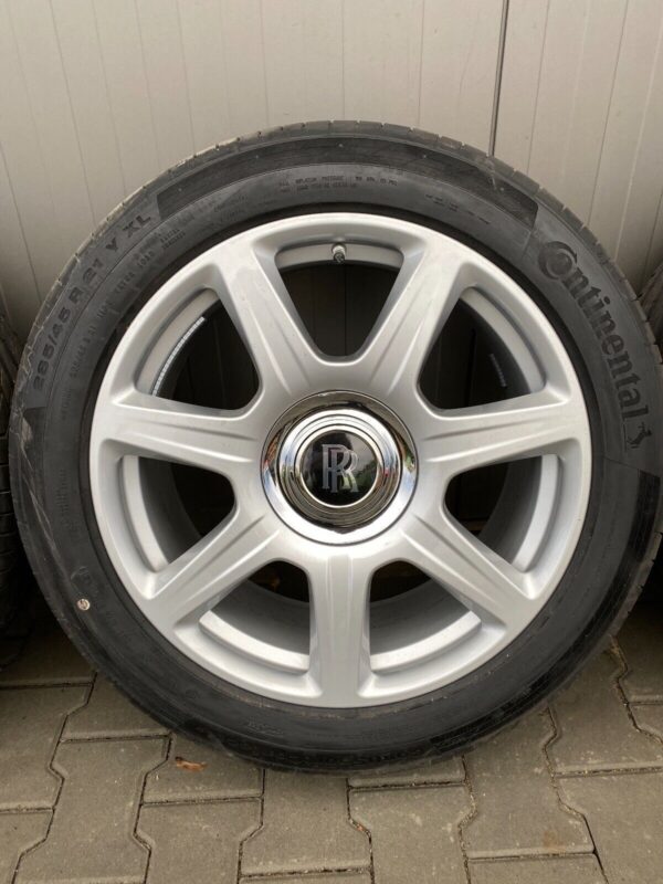 Rolls-Royce Cullinan / Wheels Set / Size: 21 inches - Image 7